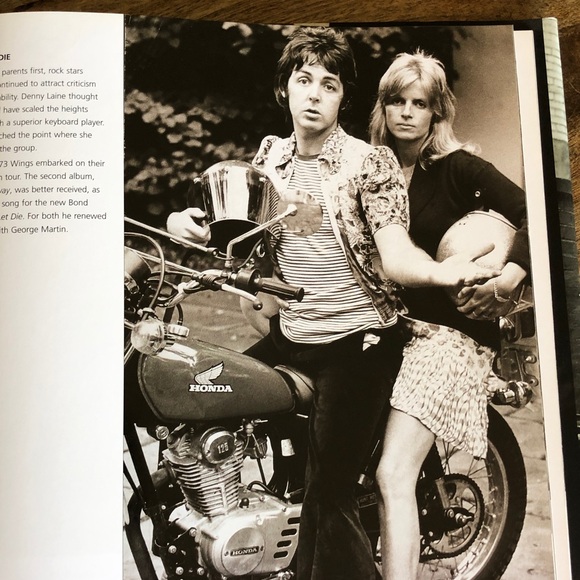 Images of The Beatles Book - Picture 7 of 10